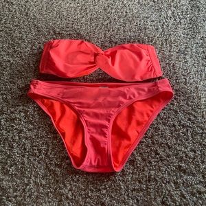 Matching swimsuit w/ pads